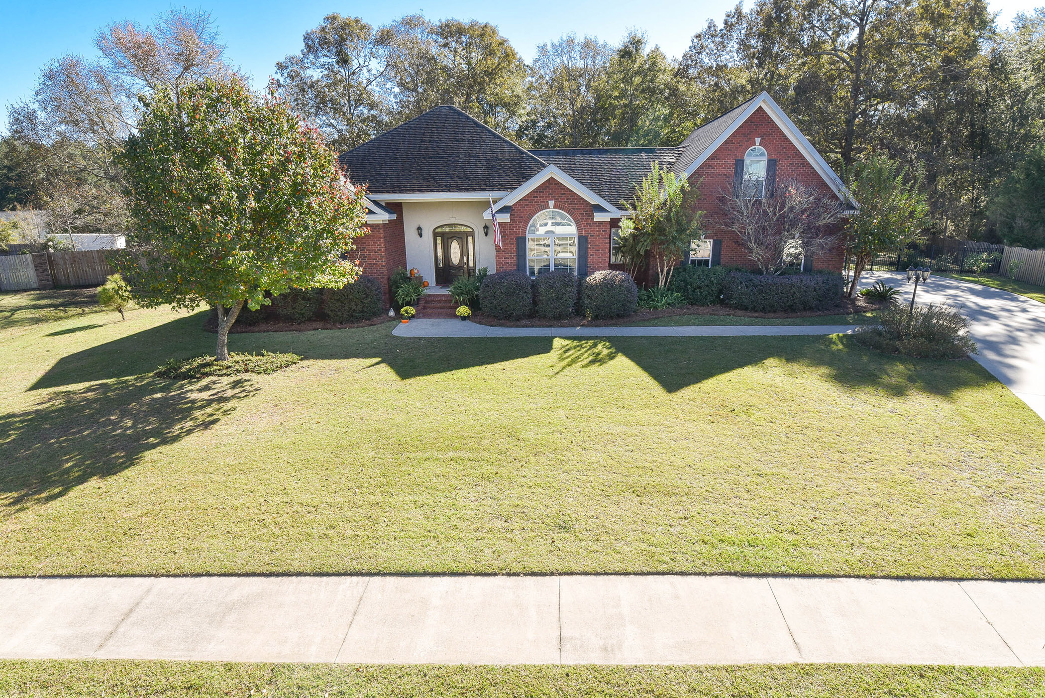 JUST LISTED FULL BRICK Custom Home On A Gorgeous 1 Acre Melanie Kramer Realtor JUST LISTED FULL BRICK Custom Home On A Gorgeous 1 Acre Melanie Kramer Realtor
